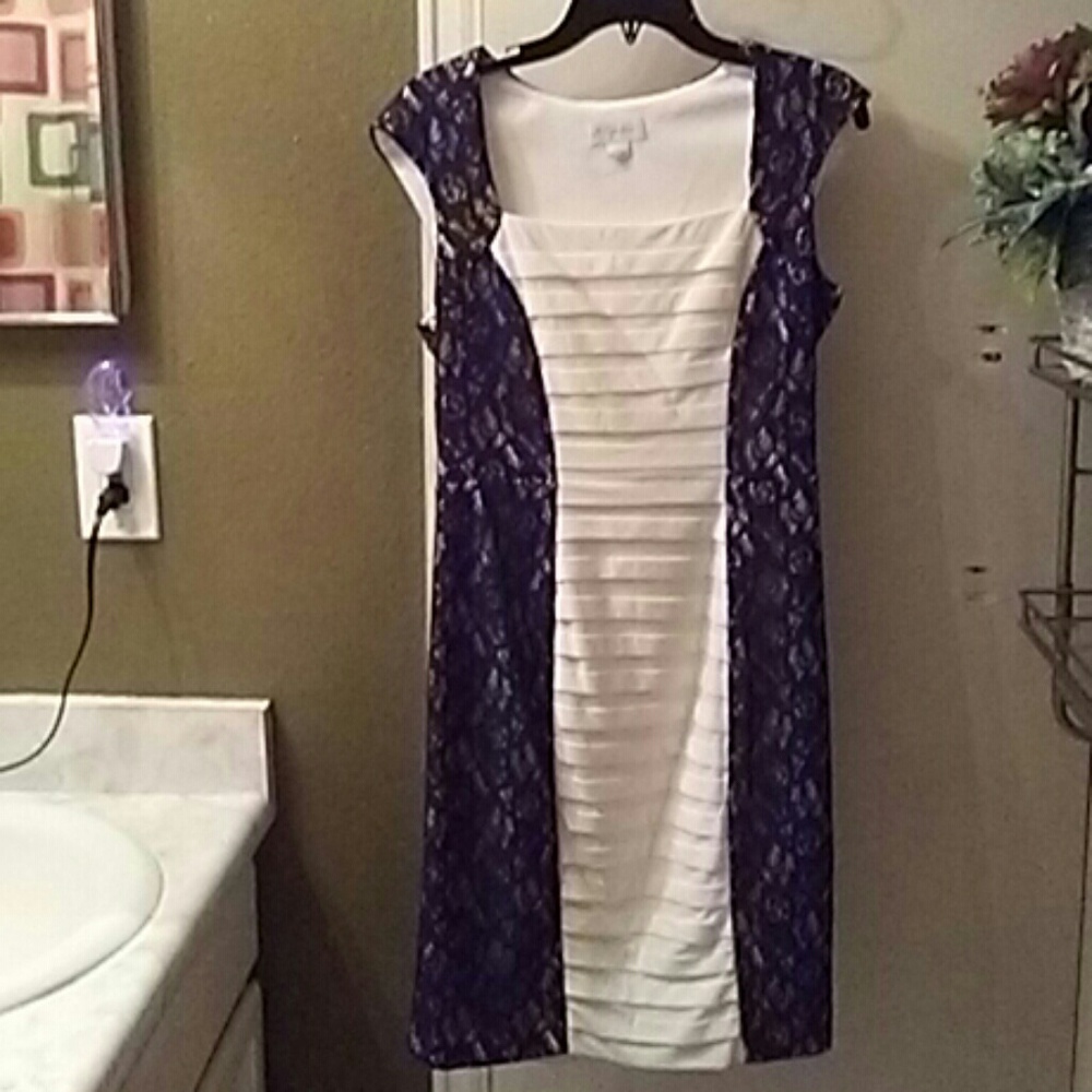 K jordon ivory dress w/ black lace panels